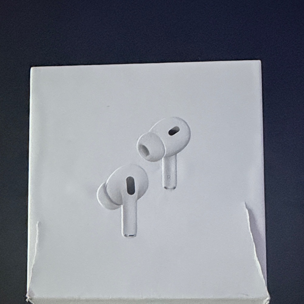 Apple White Earbud Headphones